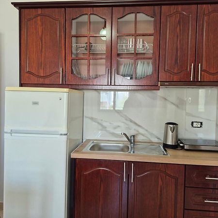 Vita Apartment - Spacious Garden And Balcony 5 Min To Beach & Center Εξαμίλιο Εξωτερικό φωτογραφία
