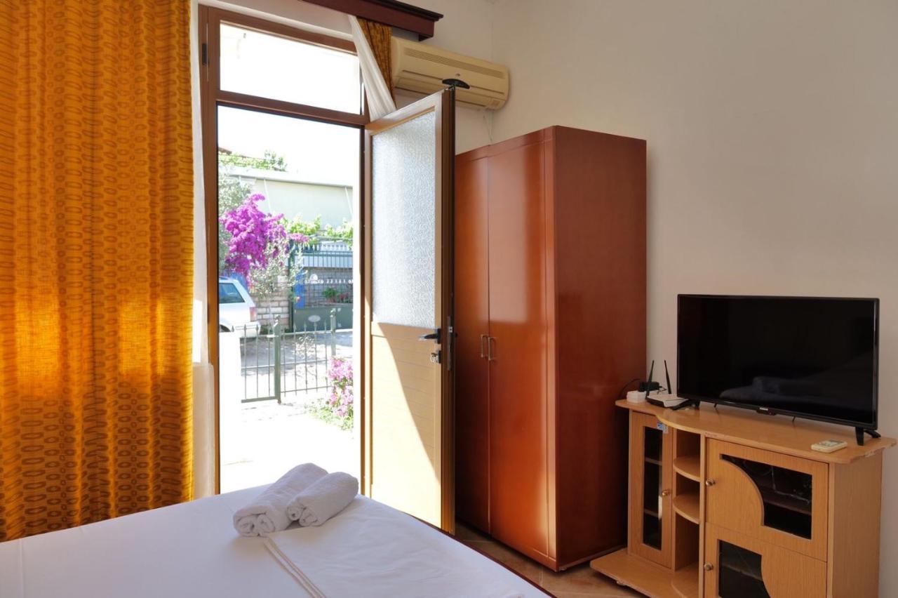 Vita Apartment - Spacious Garden And Balcony 5 Min To Beach & Center Εξαμίλιο Εξωτερικό φωτογραφία