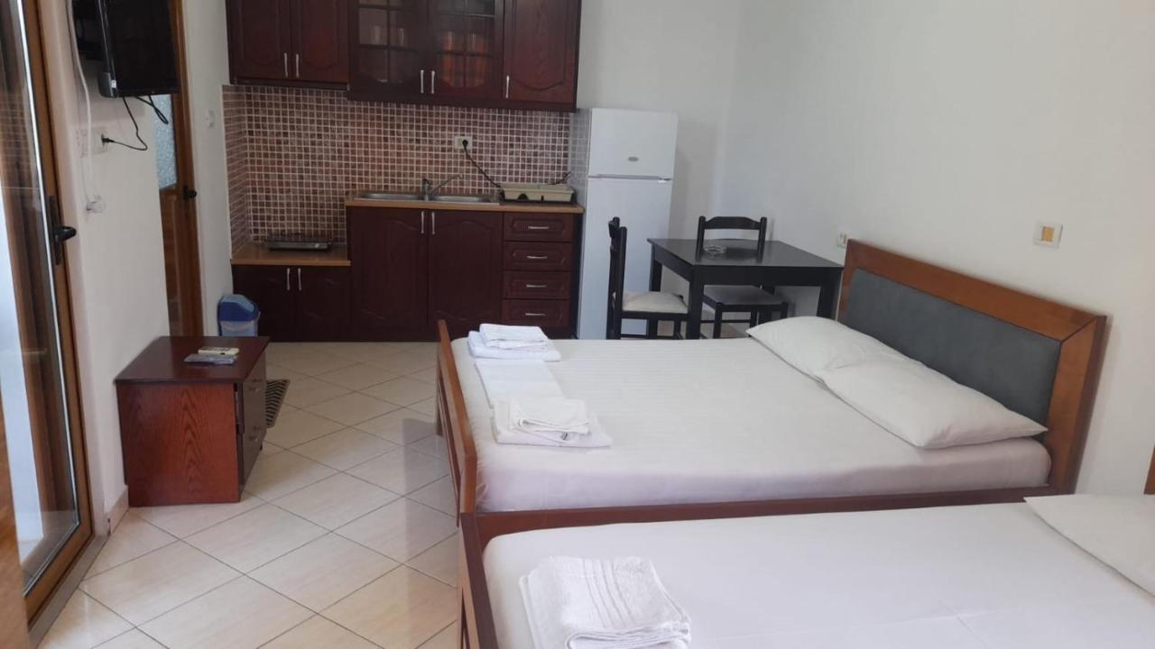Vita Apartment - Spacious Garden And Balcony 5 Min To Beach & Center Εξαμίλιο Εξωτερικό φωτογραφία