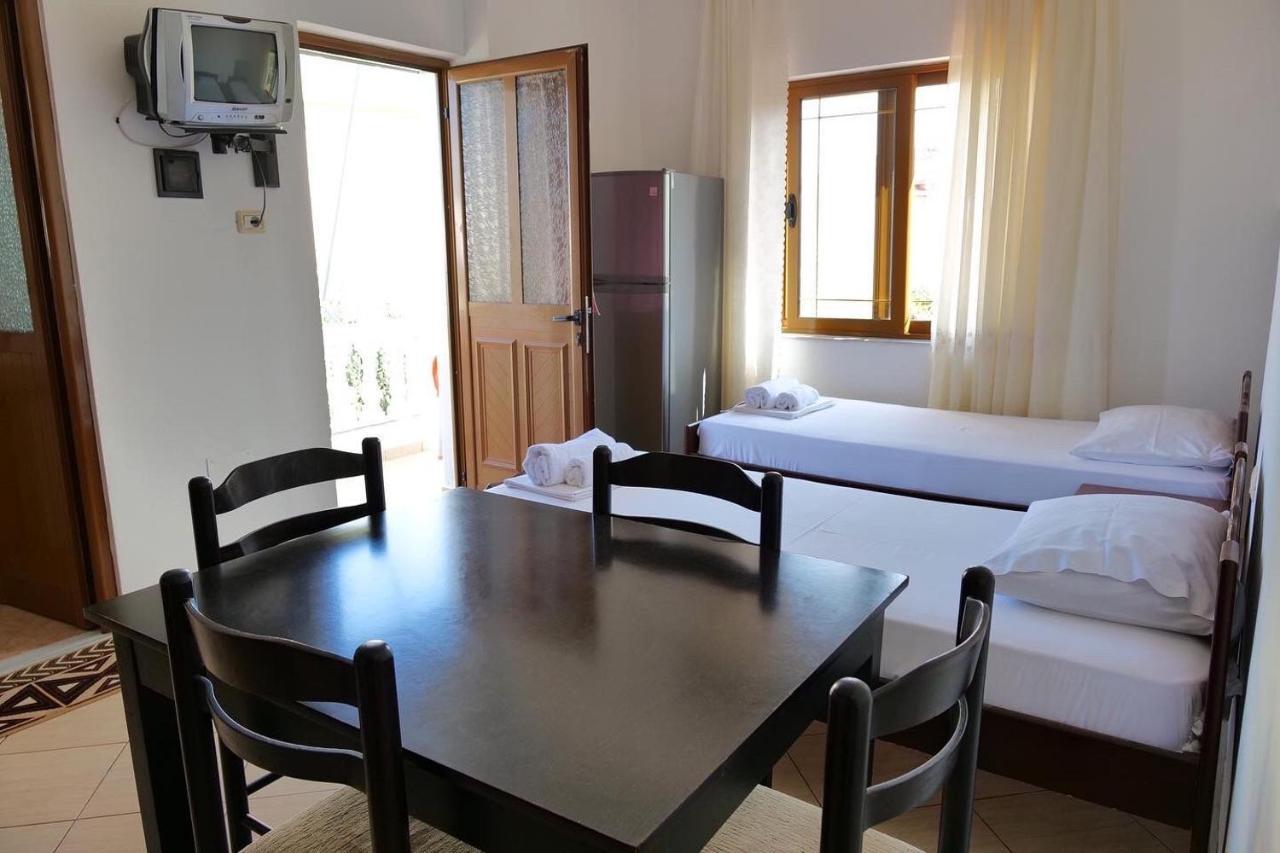 Vita Apartment - Spacious Garden And Balcony 5 Min To Beach & Center Εξαμίλιο Εξωτερικό φωτογραφία