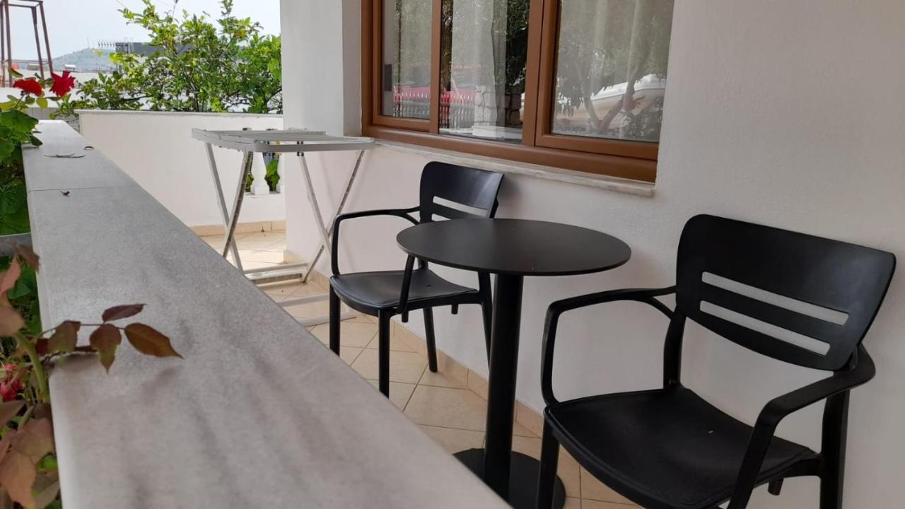 Vita Apartment - Spacious Garden And Balcony 5 Min To Beach & Center Εξαμίλιο Εξωτερικό φωτογραφία