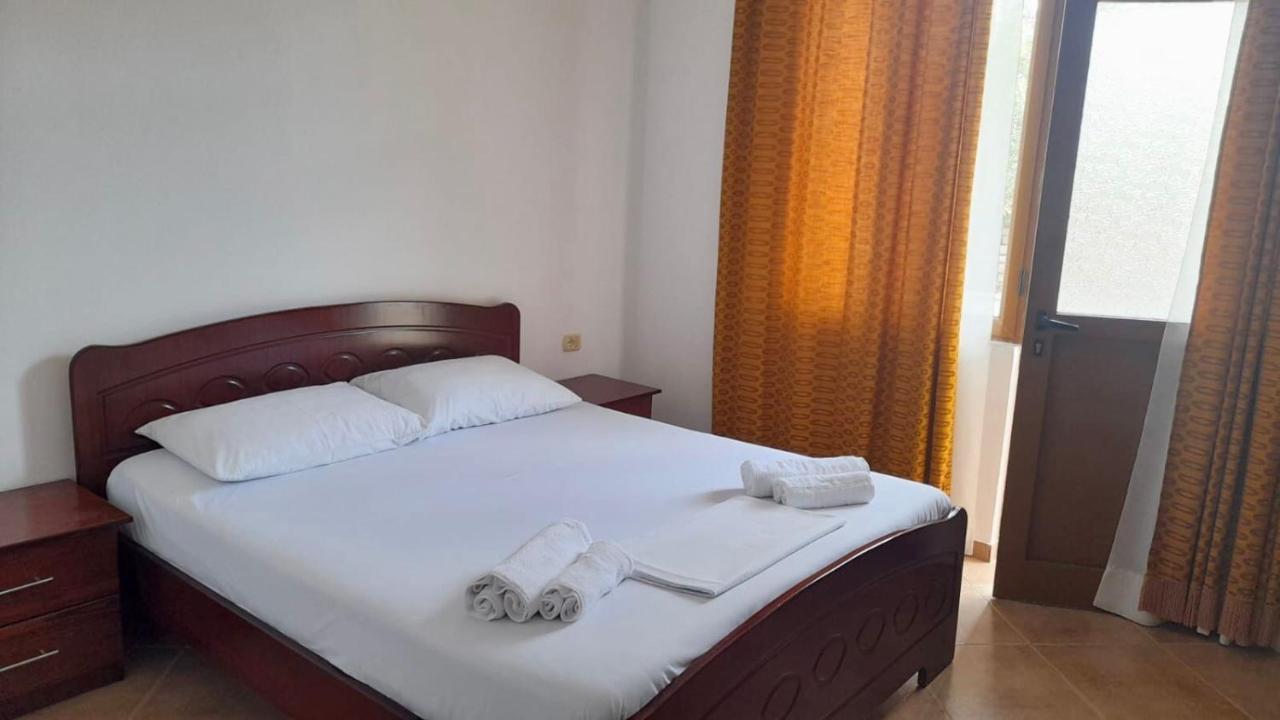 Vita Apartment - Spacious Garden And Balcony 5 Min To Beach & Center Εξαμίλιο Εξωτερικό φωτογραφία