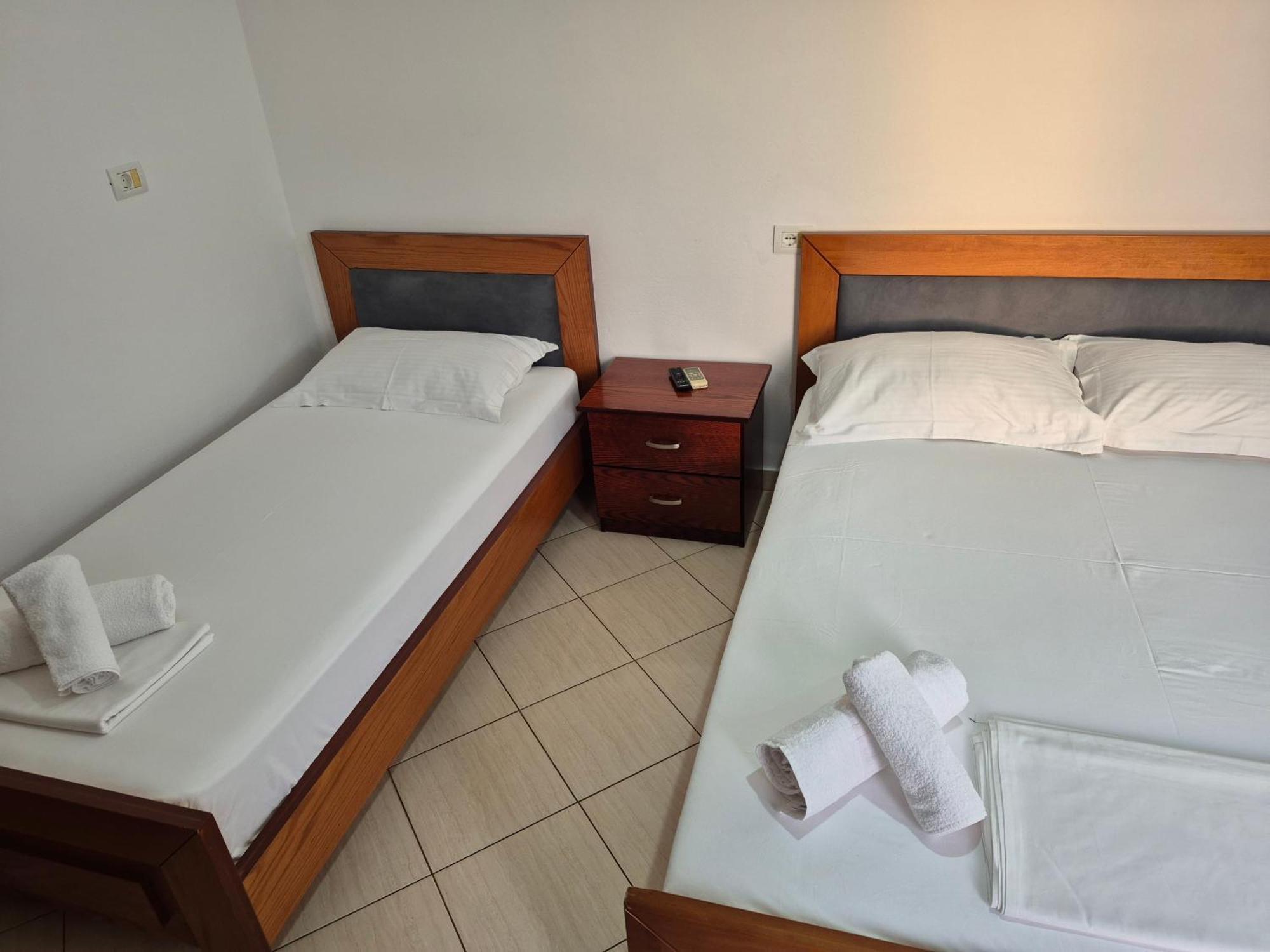 Vita Apartment - Spacious Garden And Balcony 5 Min To Beach & Center Εξαμίλιο Εξωτερικό φωτογραφία