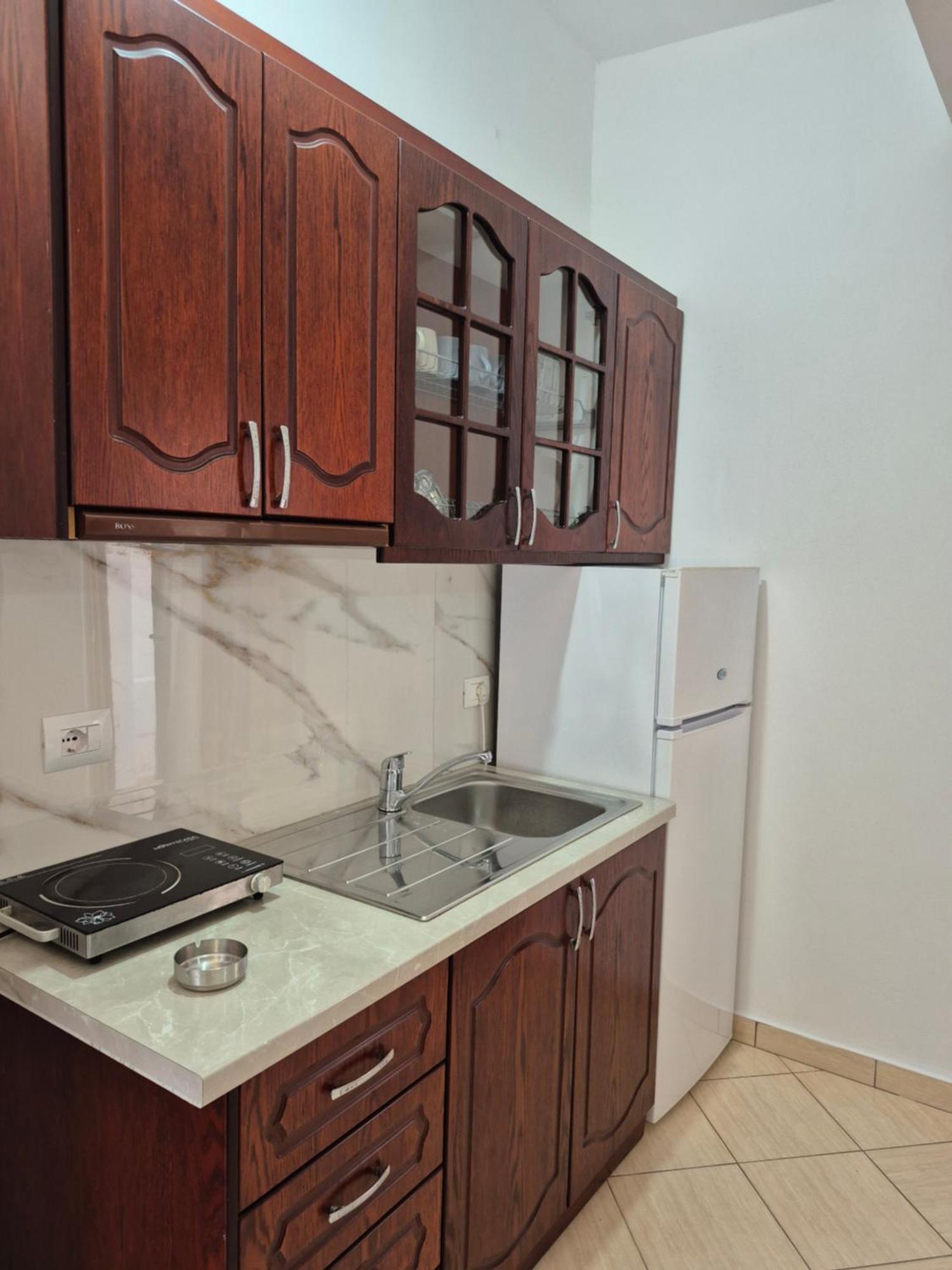 Vita Apartment - Spacious Garden And Balcony 5 Min To Beach & Center Εξαμίλιο Εξωτερικό φωτογραφία
