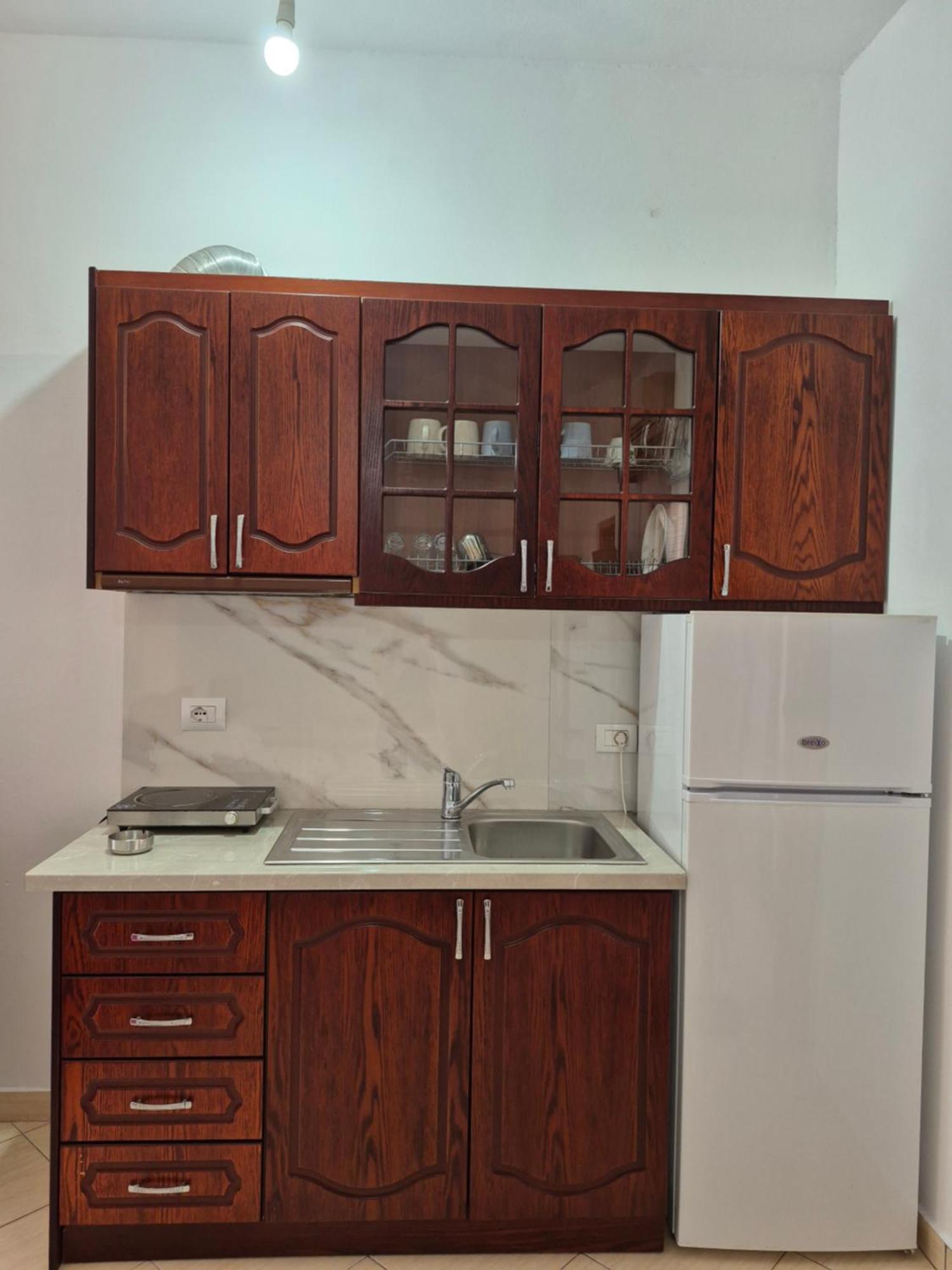 Vita Apartment - Spacious Garden And Balcony 5 Min To Beach & Center Εξαμίλιο Εξωτερικό φωτογραφία